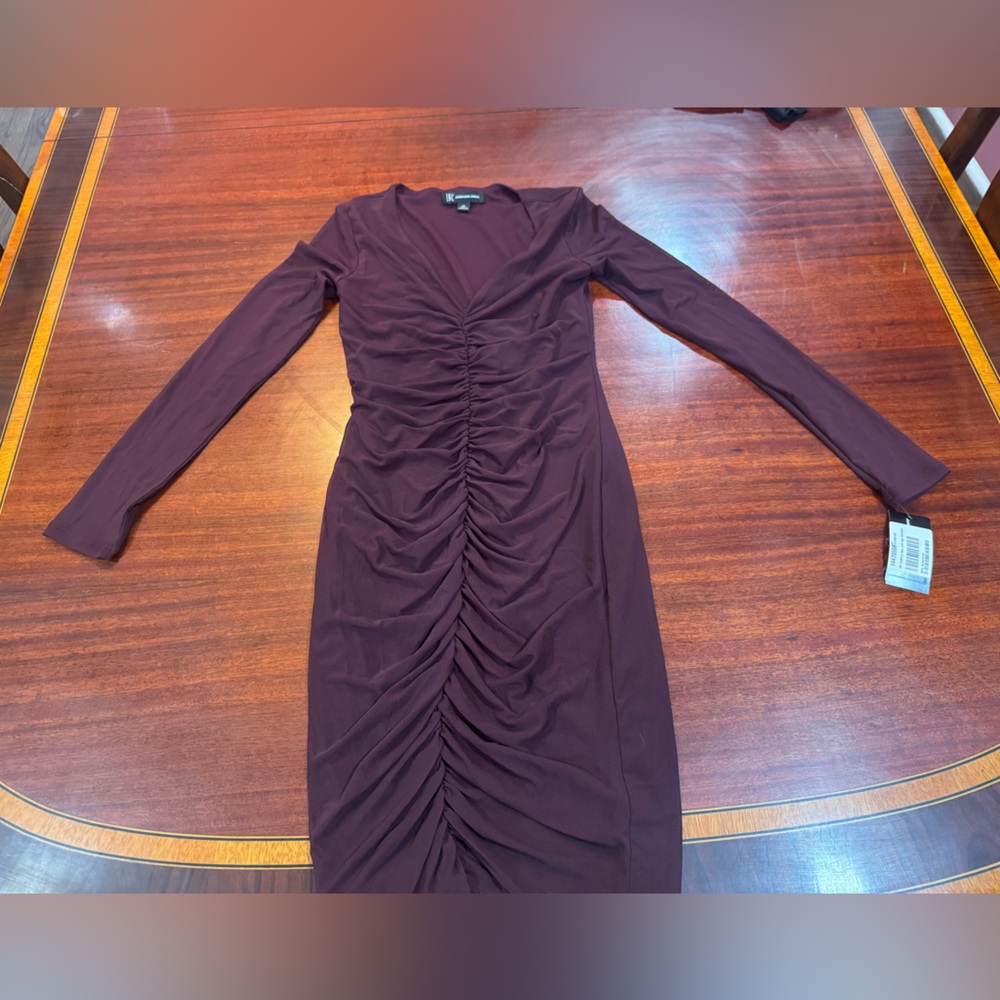 Elegant Long Sleeve Ruched Dress - Maroon